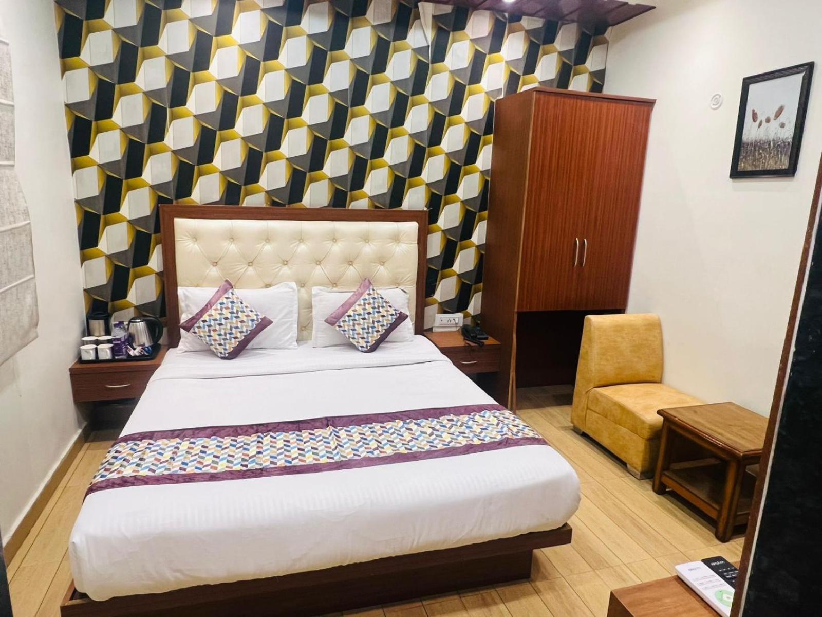 Hotel S V Grand Varanasi Exterior foto